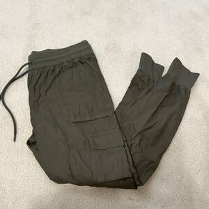 Army Green Cuffed Cargo Pants